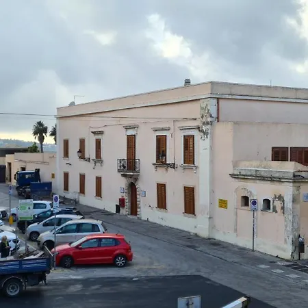 Alle Porte Del Castello Maniace Διαμέρισμα *